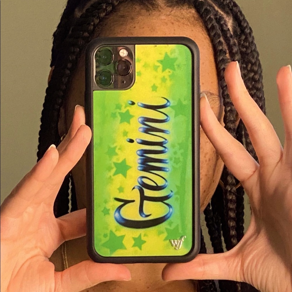 Gemini iPhone 11 pro case